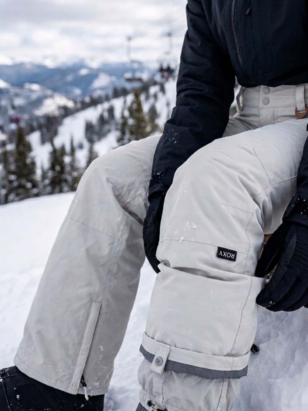 Roxy Off-White Snow Pants